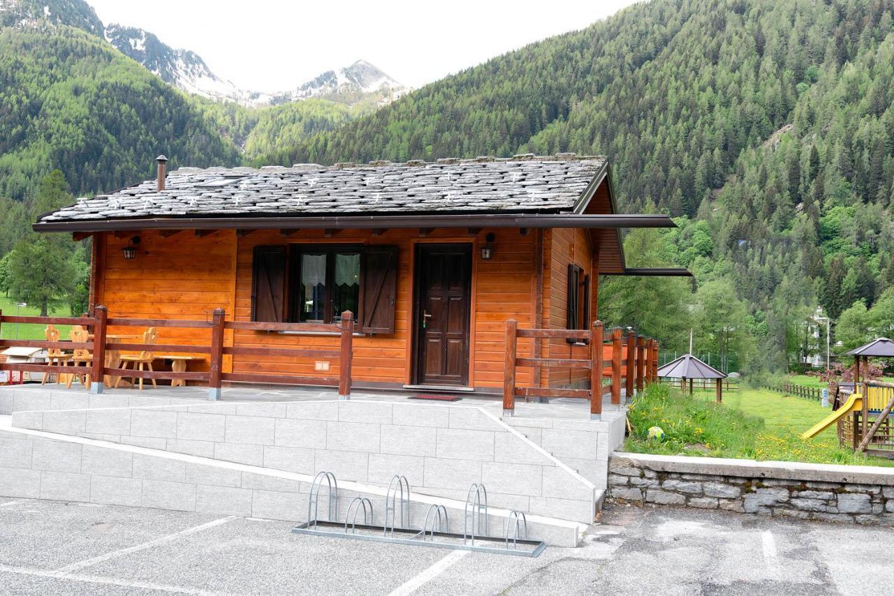 Margherita Camping & Resort グレッソネイ・サイント・ジェアン エクステリア 写真