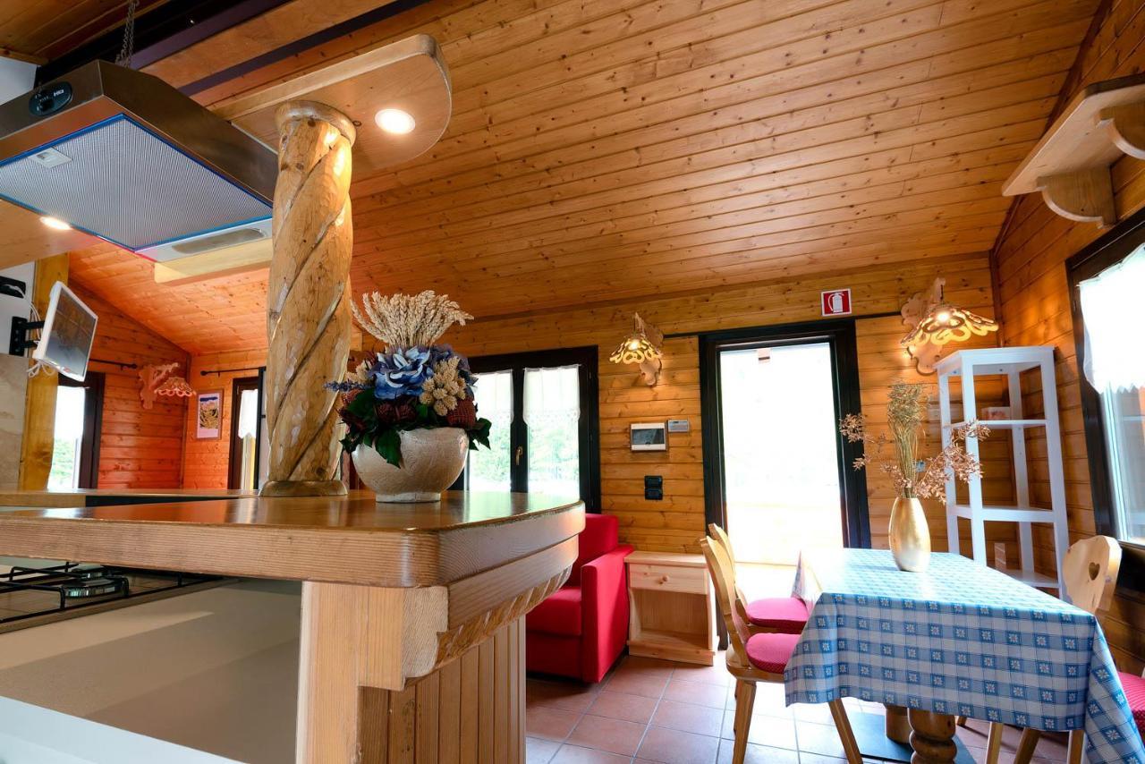 Margherita Camping & Resort グレッソネイ・サイント・ジェアン エクステリア 写真
